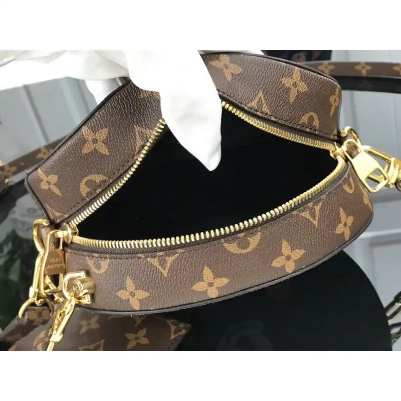 LV Bags 205fy0022