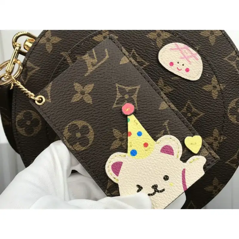 Fashionrepsfam ru LV Bags 205fy0024