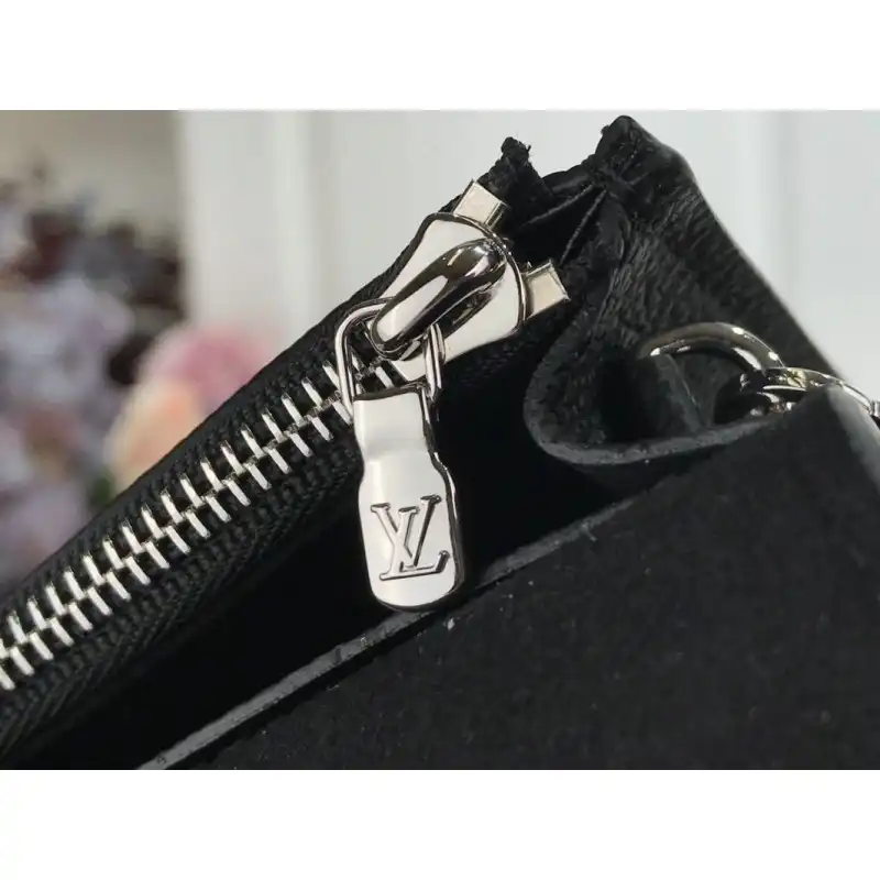 LV Bags 205fy0026