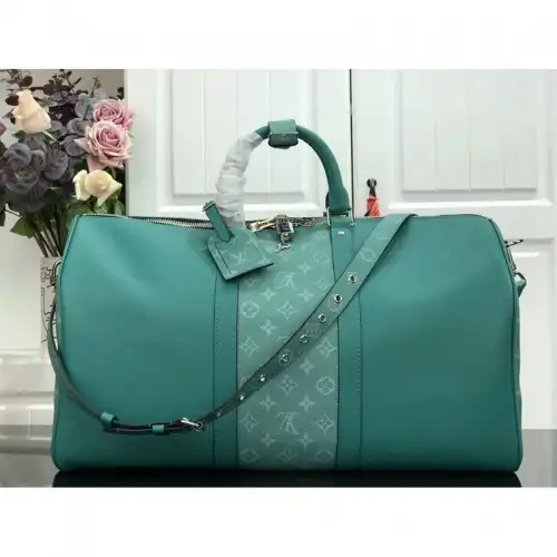 LV Bags 205fy0048