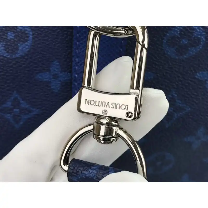 LV Bags 205fy0049