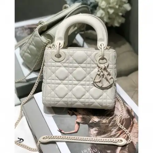 Fashionrepsfam ru Dio Bags 205fy0060