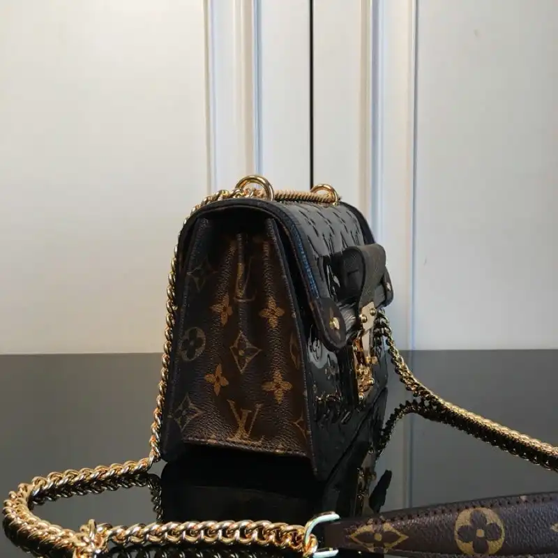 LV Bags 205fy0075