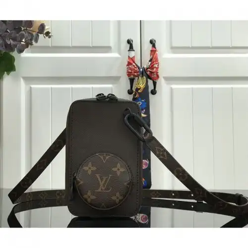 LV Bags 205FY0100