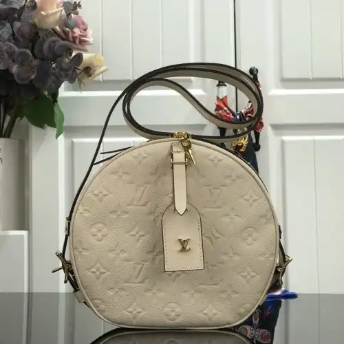 LV Bags 205FY0117