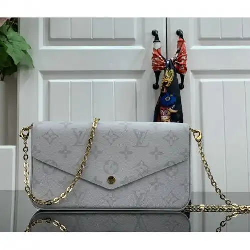 LV Bags 205FY0151