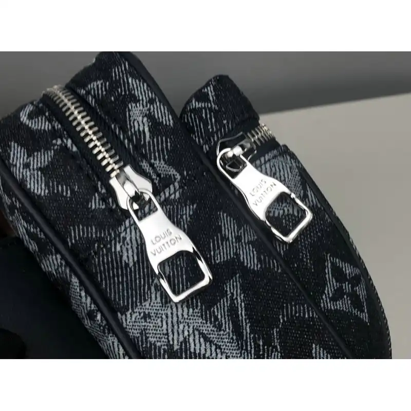 LV Bags 2101SH0013