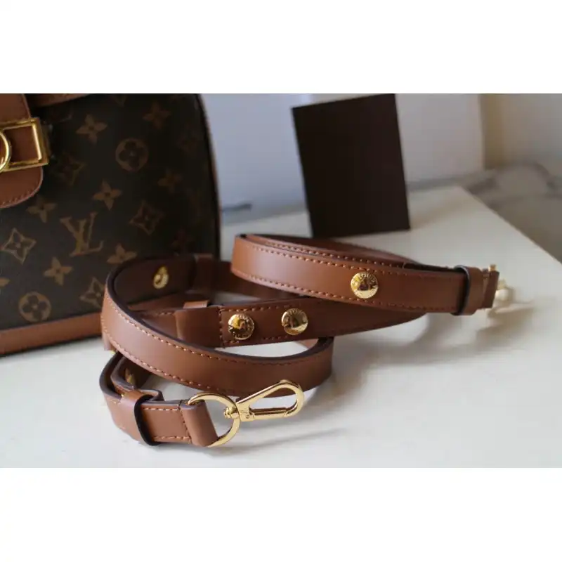 LV Bags 2101SH0021