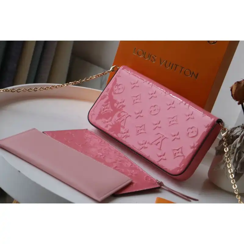 LV Bags 2101SH0029