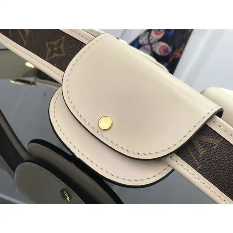 Fashionrepsfam ru LV Bags 2101SH0040