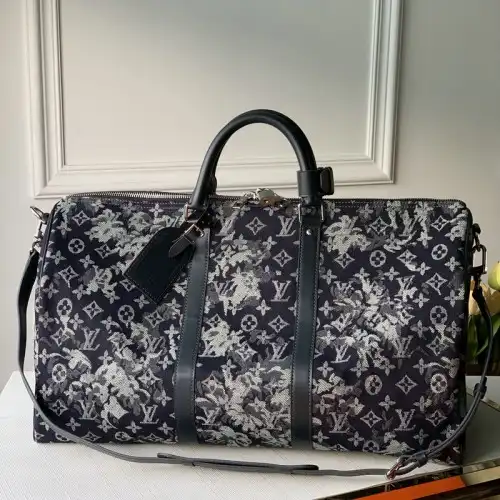 LV Bags 2101SH0046