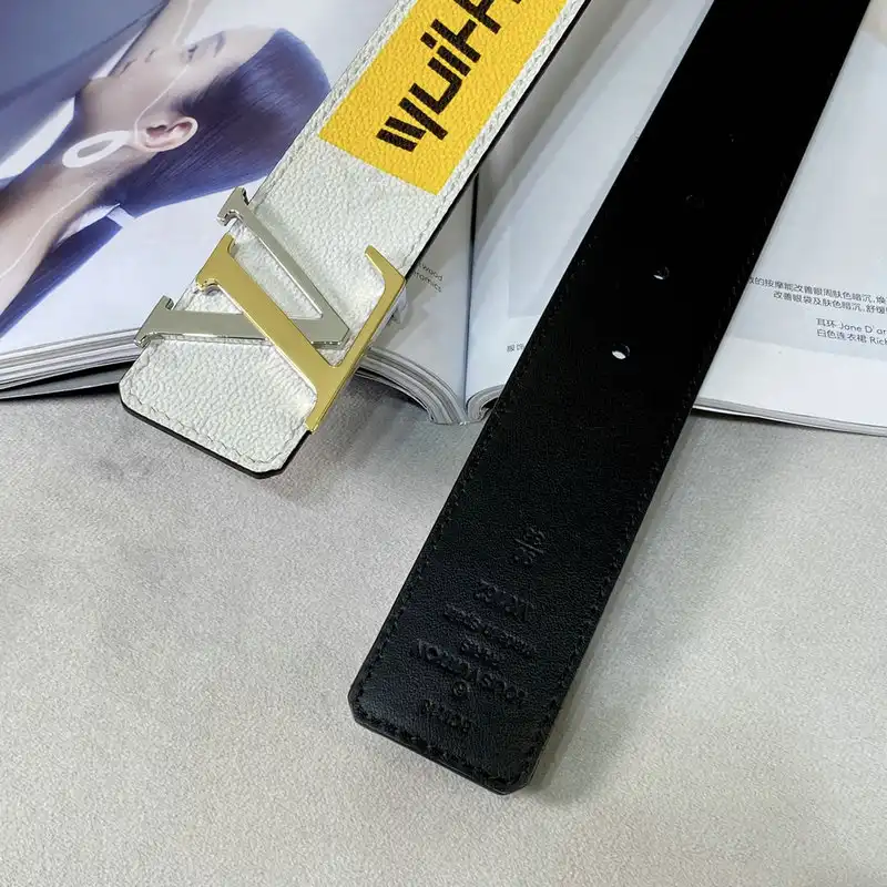 LV Belts 2101SH0078