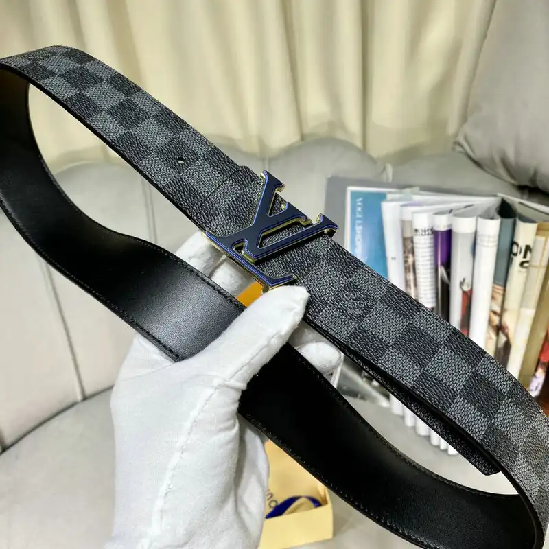 LV Belts 2101SH0093