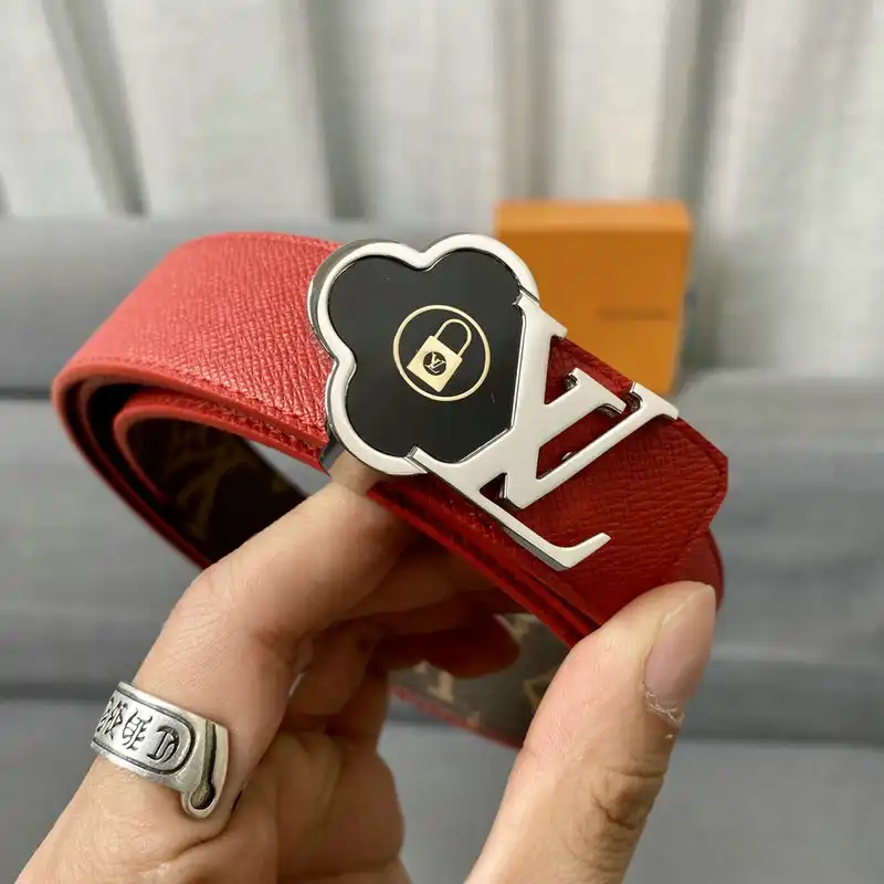 LV Belts 2101SH0118