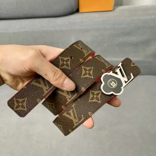 LV Belts 2101SH0118