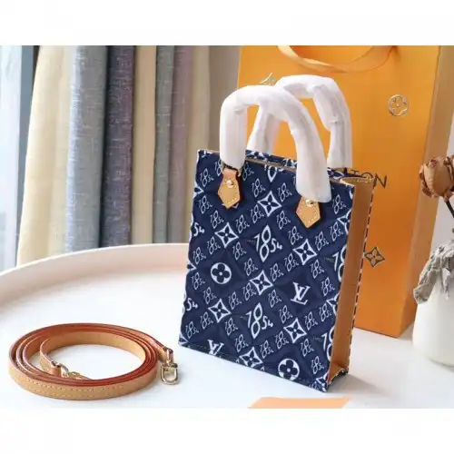 LV Bags 2102SH0011