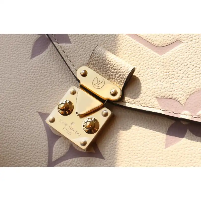 LV Bags 2102SH0019