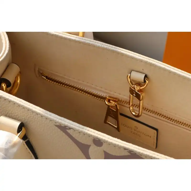 LV Bags 2102SH0020