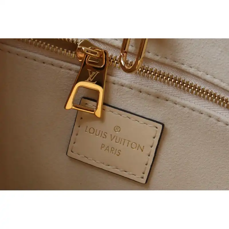 LV Bags 2102SH0020