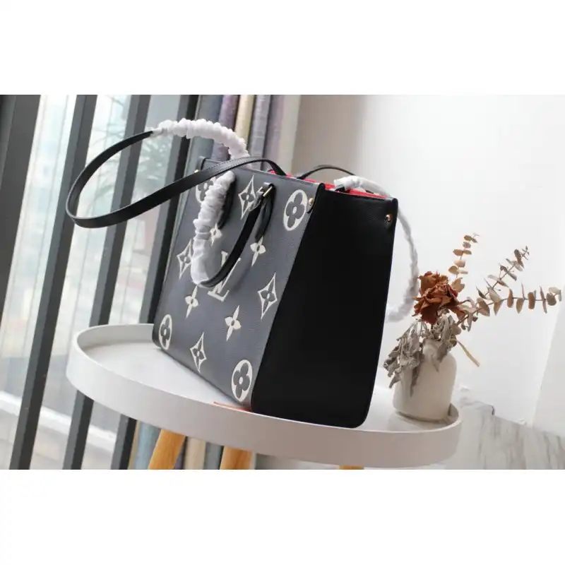 LV Bags 2102SH0024