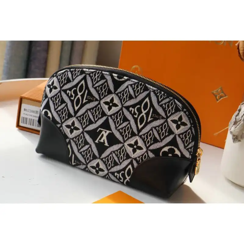 LV Bags 2102SH0033