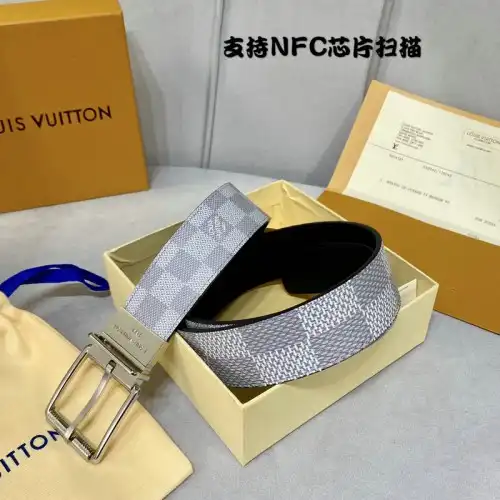 LV Belts 2102SH0052