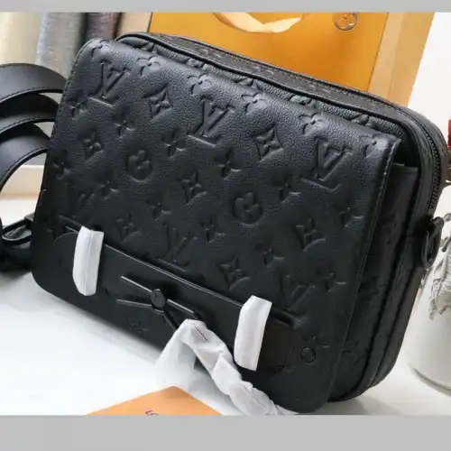 LV Bags 2104DJ0014