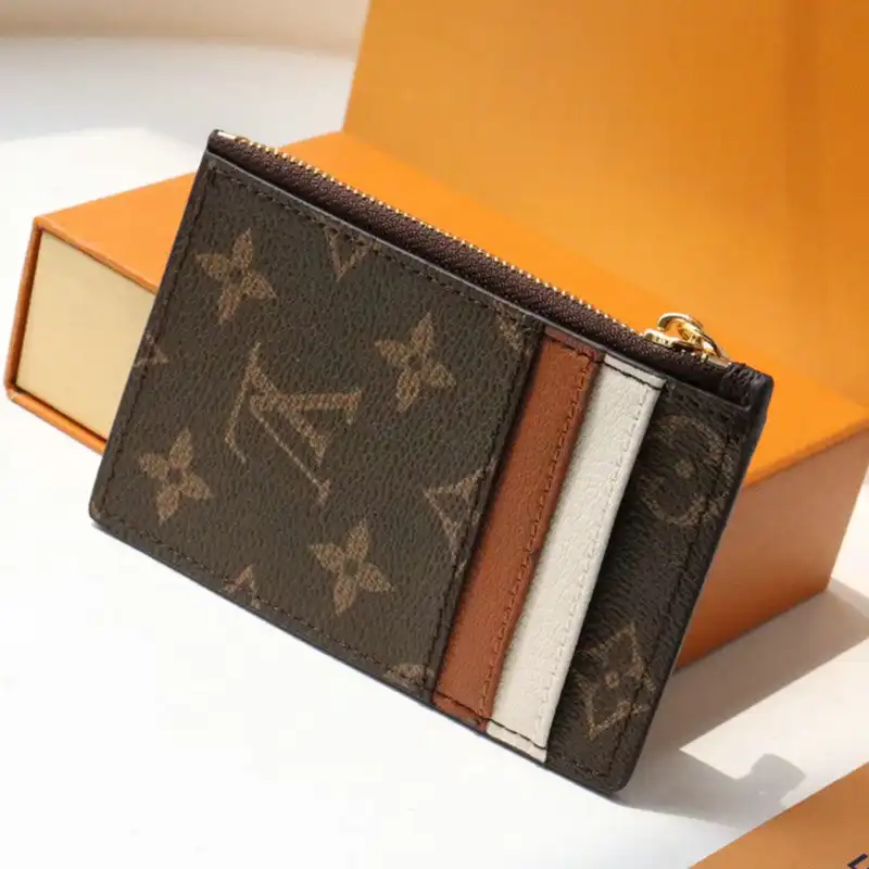 LV Bags 2104DJ0018