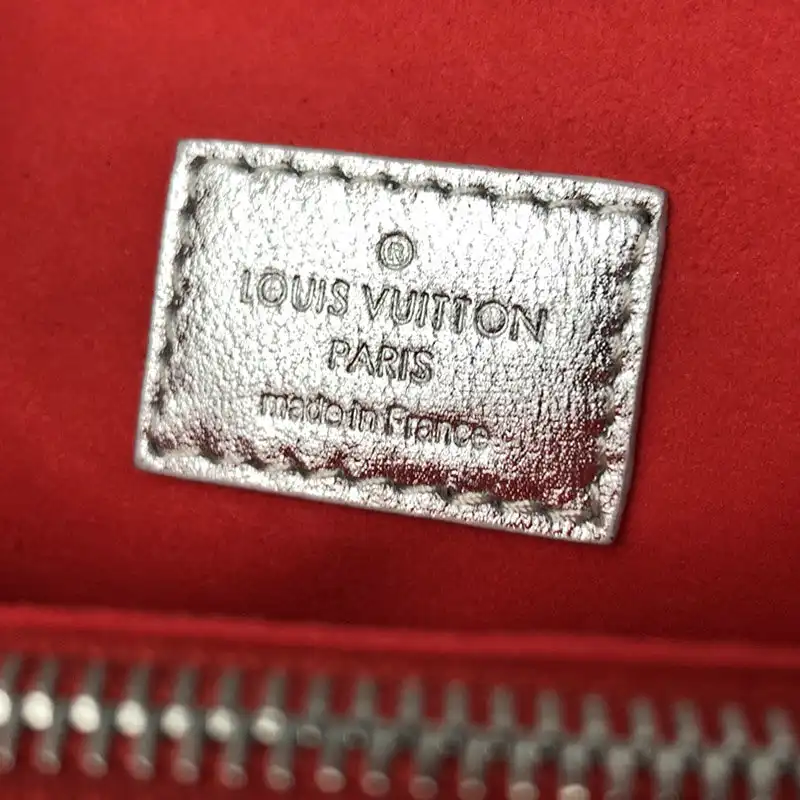 LV Bags 2104DJ0048