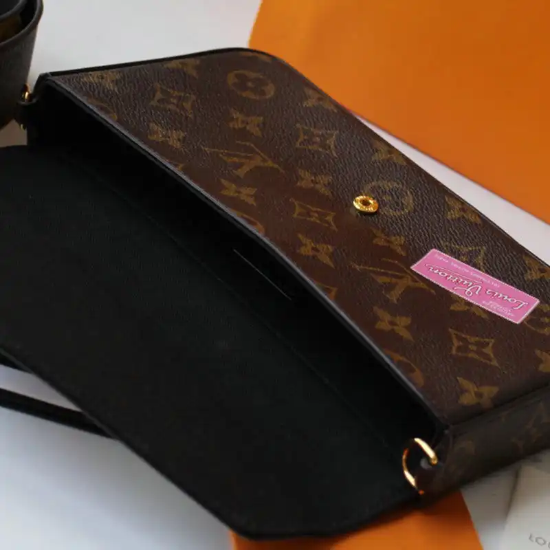 LV Bags 2104DJ0051