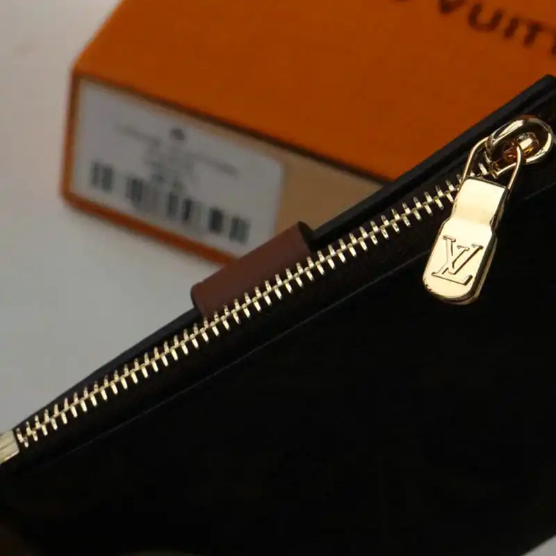 LV Bags 2104DJ0053