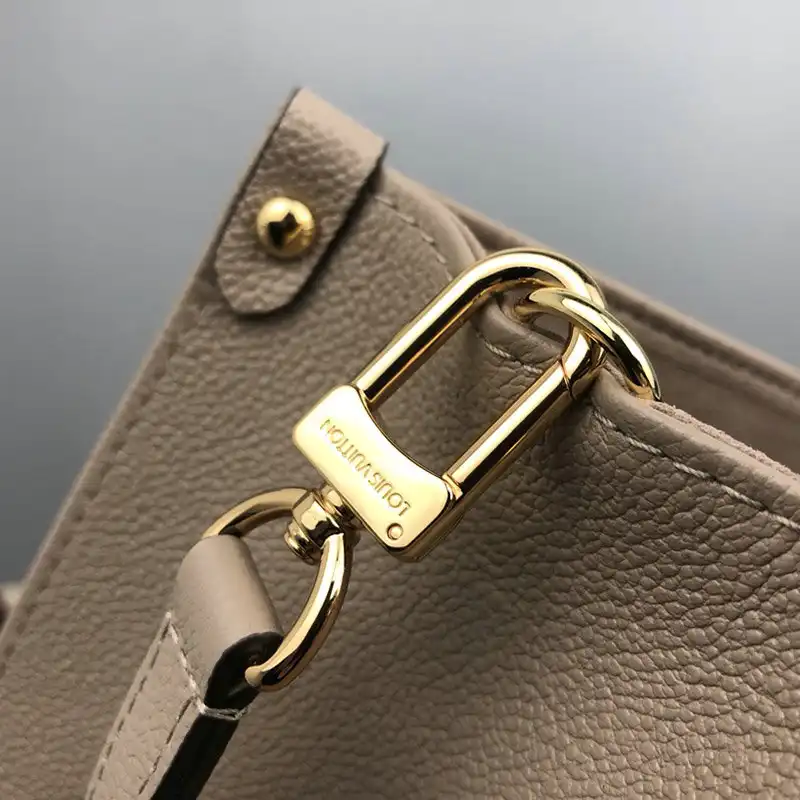 LV Bags 2104DJ0069