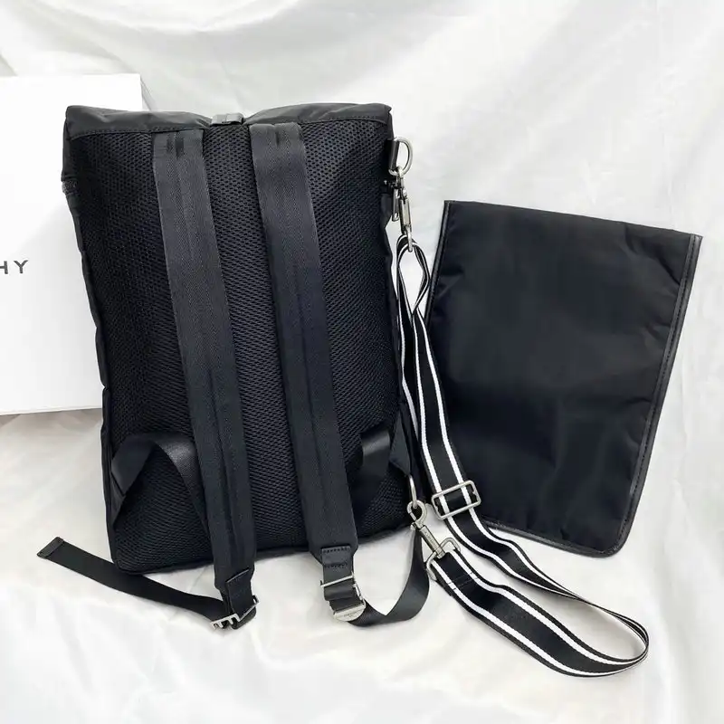 Givenchy Bags 2104DJ0126