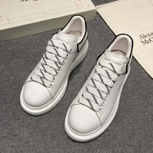 McQ Alexander McQueen Shoes 2104SH0010