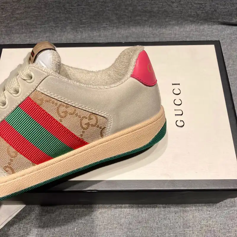 Gucci Shoes 2104SH0018