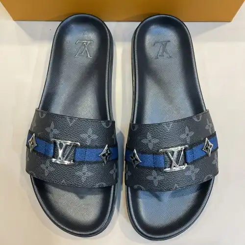 LV Shoes 2104SH0069