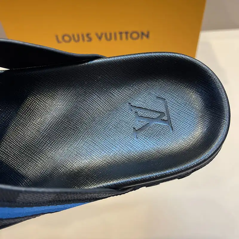 Official FashionRep LV Shoes 2104SH0080