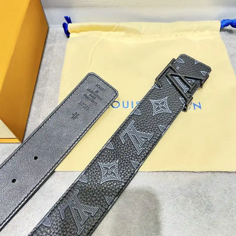 LV Belts 2104XF0005