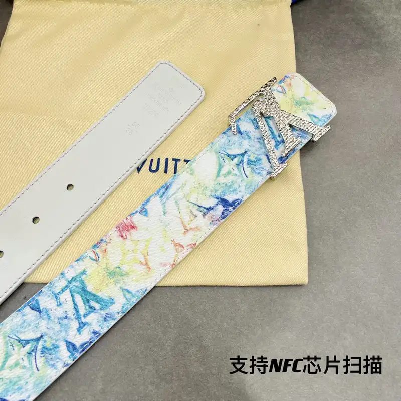 LV Belts 2104XF0011