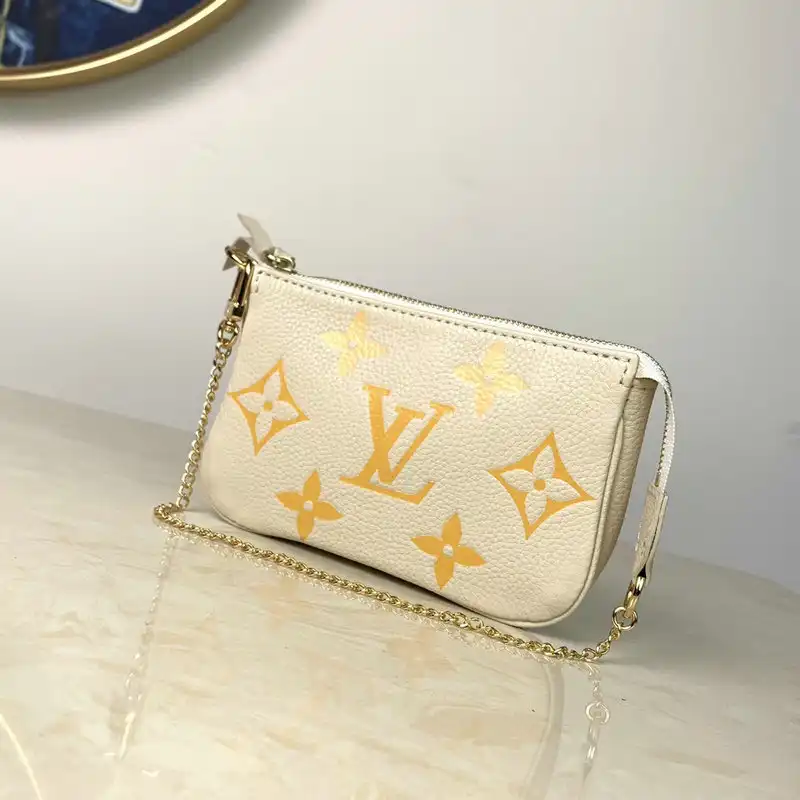 LV Bags 2105GV0084