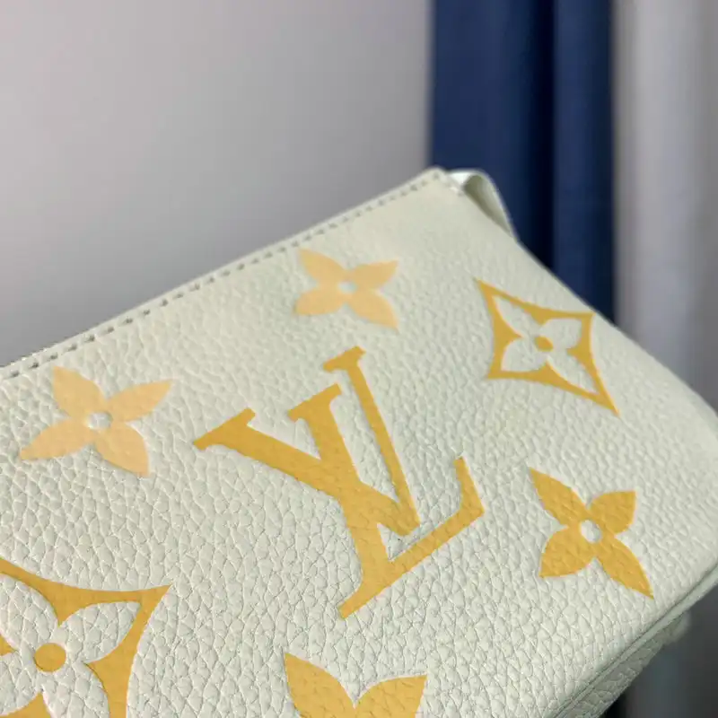 LV Bags 2105GV0084