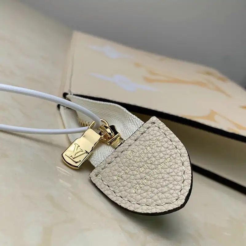 LV Bags 2105GV0087