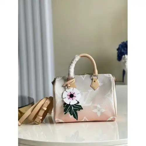 LV Bags 2105GV0092