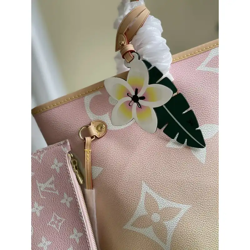 LV Bags 2105GV0095