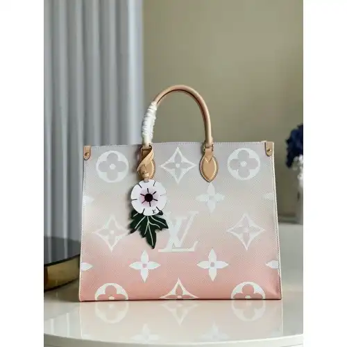 LV Bags 2105GV0097