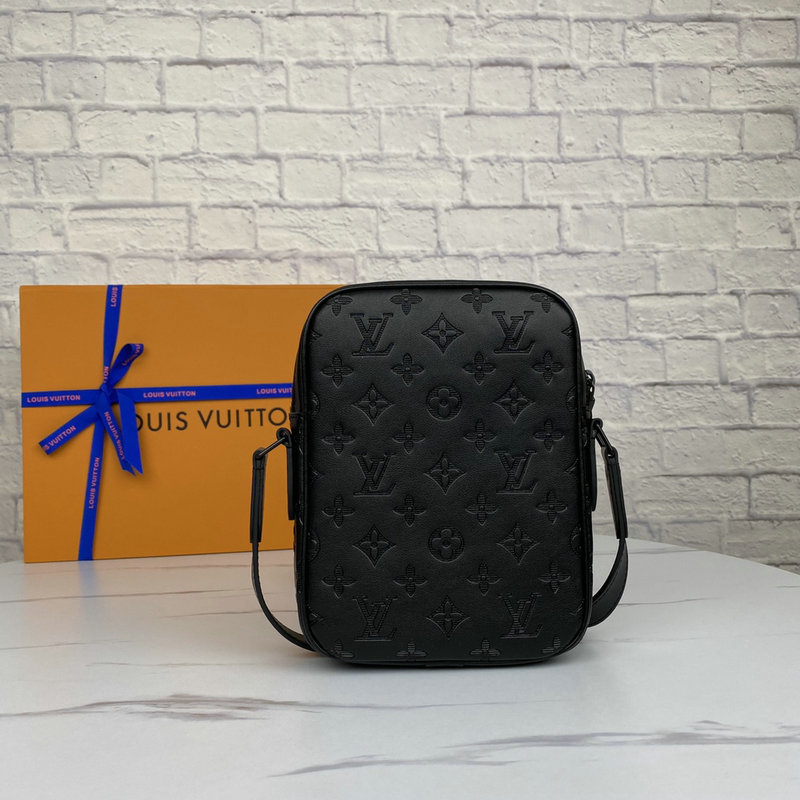 FASH LOUIS VUITTON Bag 2105HT0010