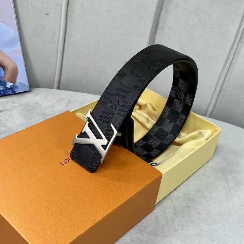 LV Belts 2106XF0008