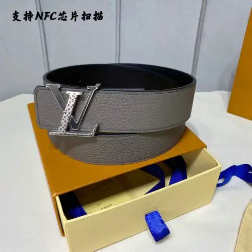 LV Belts 2106XA0145