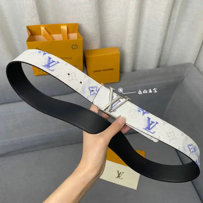 LV Belts 2106XA0146