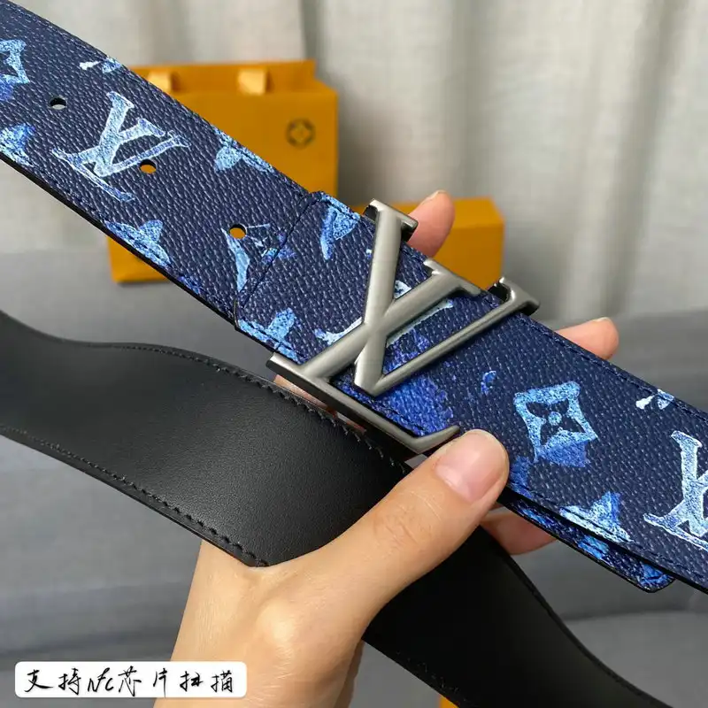 LV Belts 2106XA0149